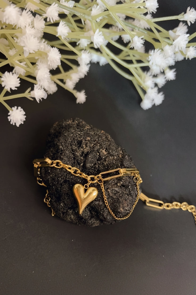 The Heart Link Chain Bracelet