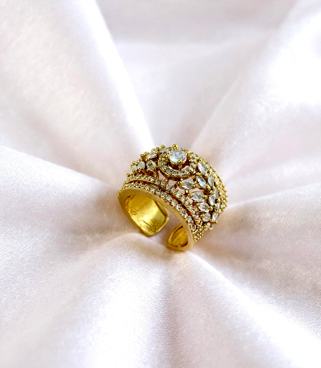Majestic gold-plated band ring