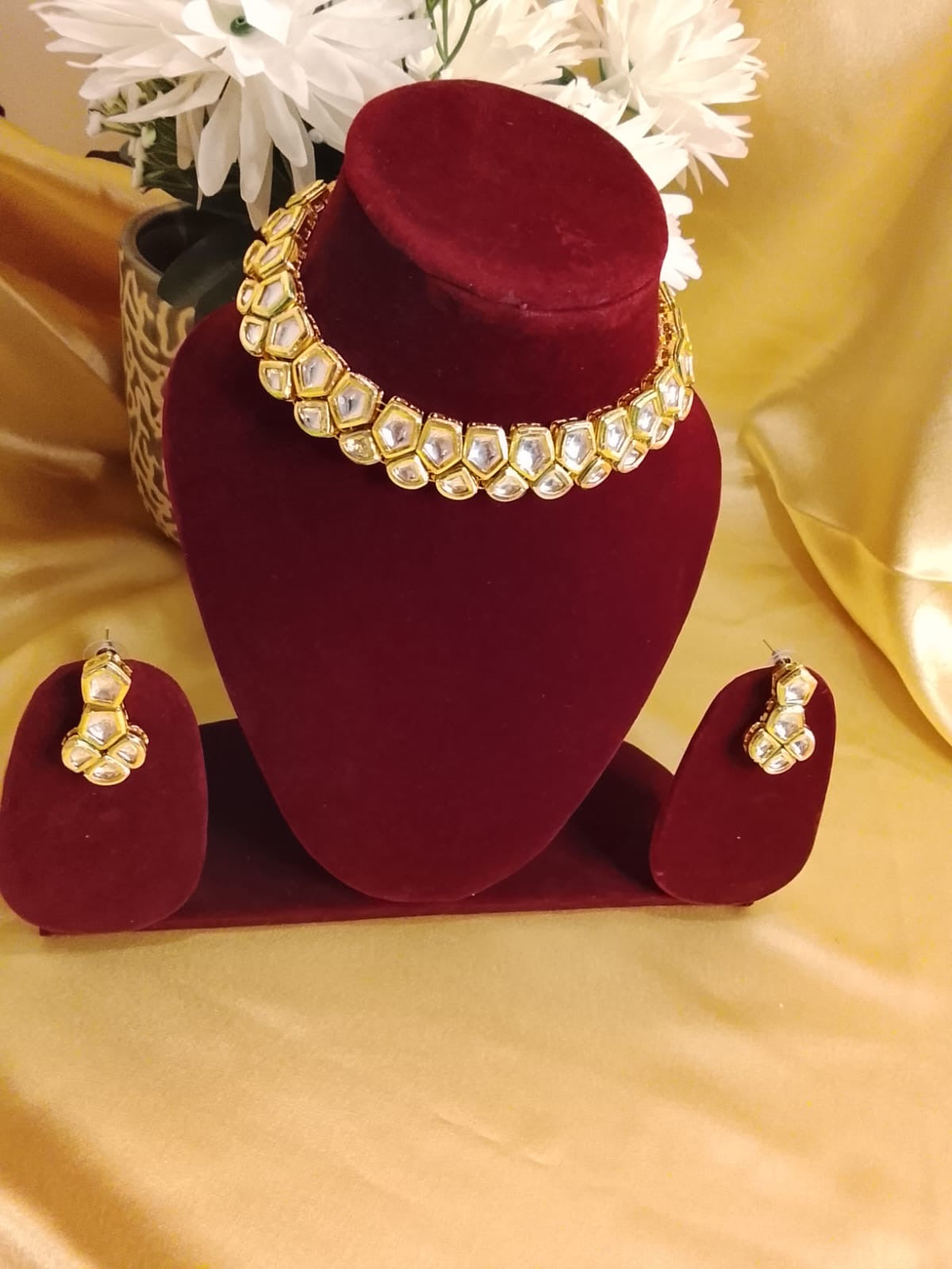 Kundan choker necklace