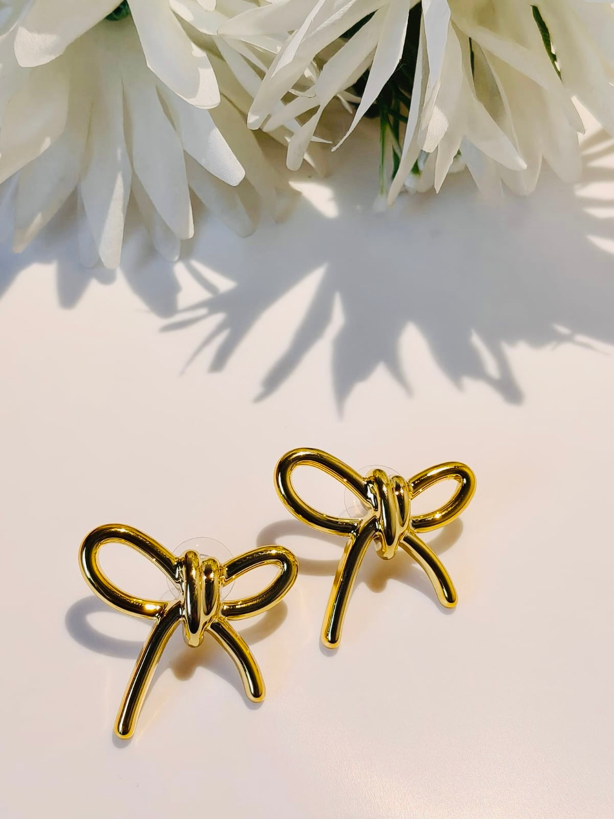 Gold-Plated Dainty Wire Bow Stud Earrings