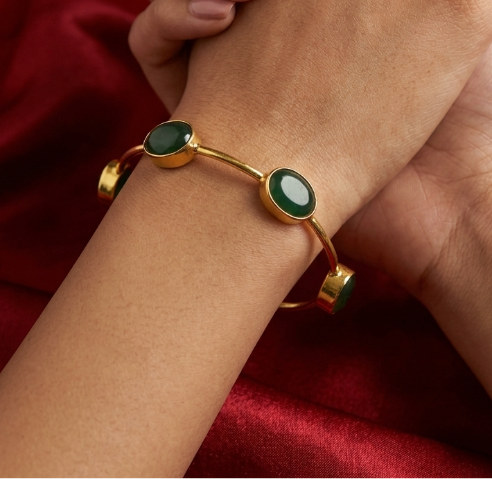 Gold-Plated Open Cuff Bracelet with Oval Green Onyx Stone